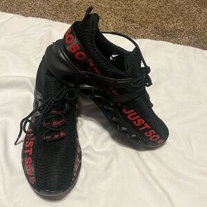 Just SOSO black/red athletic shoes